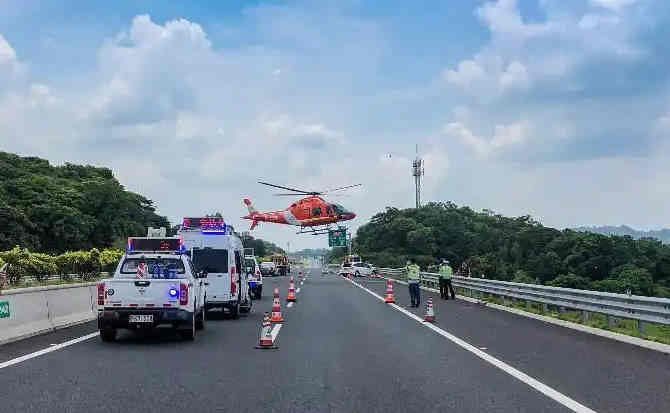 金州区高速公路汽车救援案例