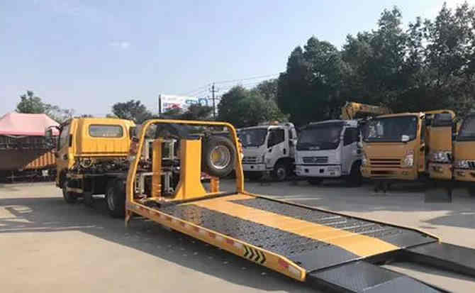 金州区汽车中途维修案例